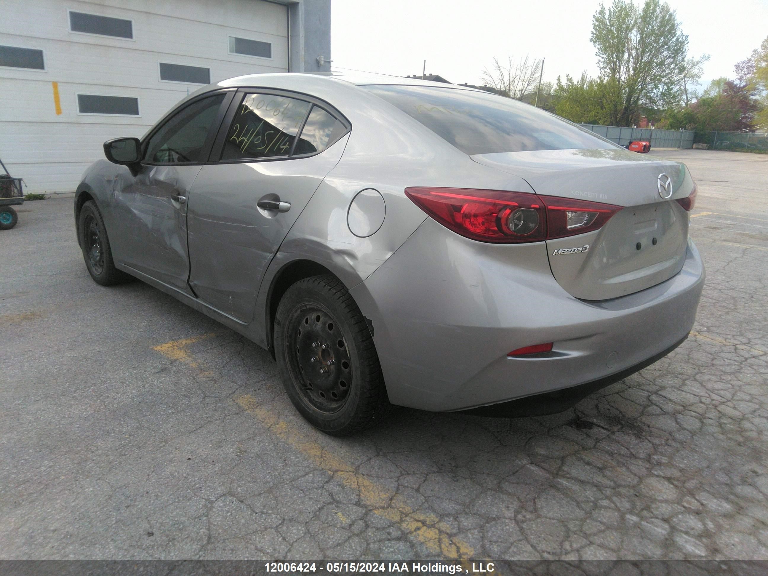 Photo 2 VIN: 3MZBM1U78FM126328 - MAZDA 3 