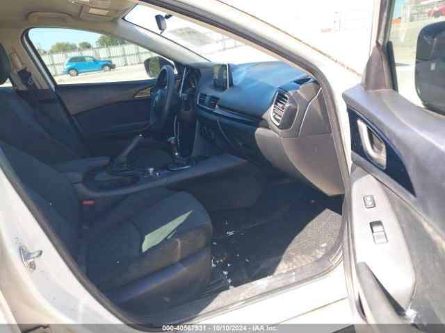 Photo 4 VIN: 3MZBM1U79FM130193 - MAZDA MAZDA3 