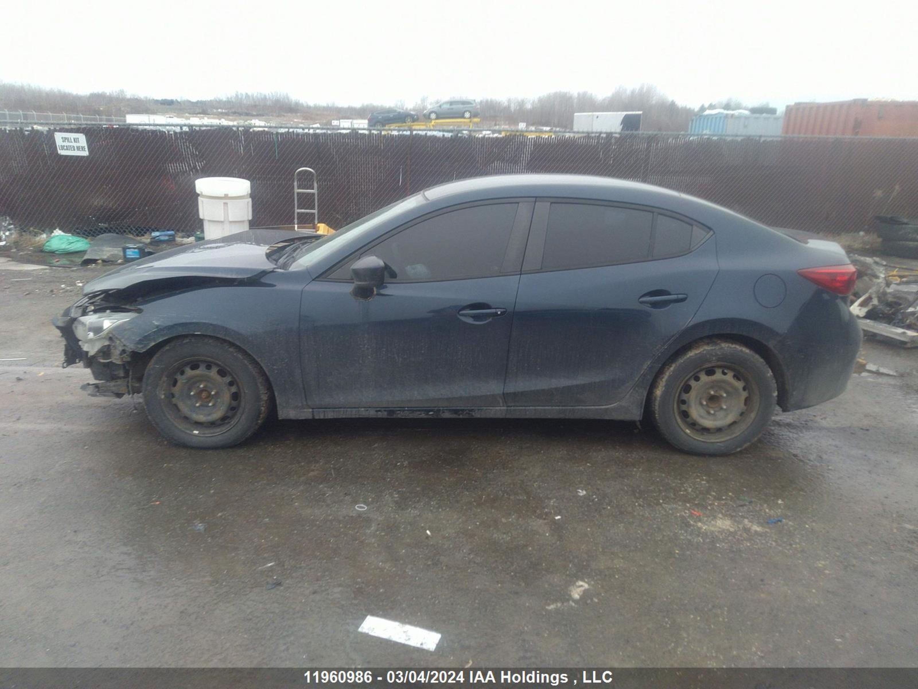 Photo 13 VIN: 3MZBM1U7XEM101204 - MAZDA 3 