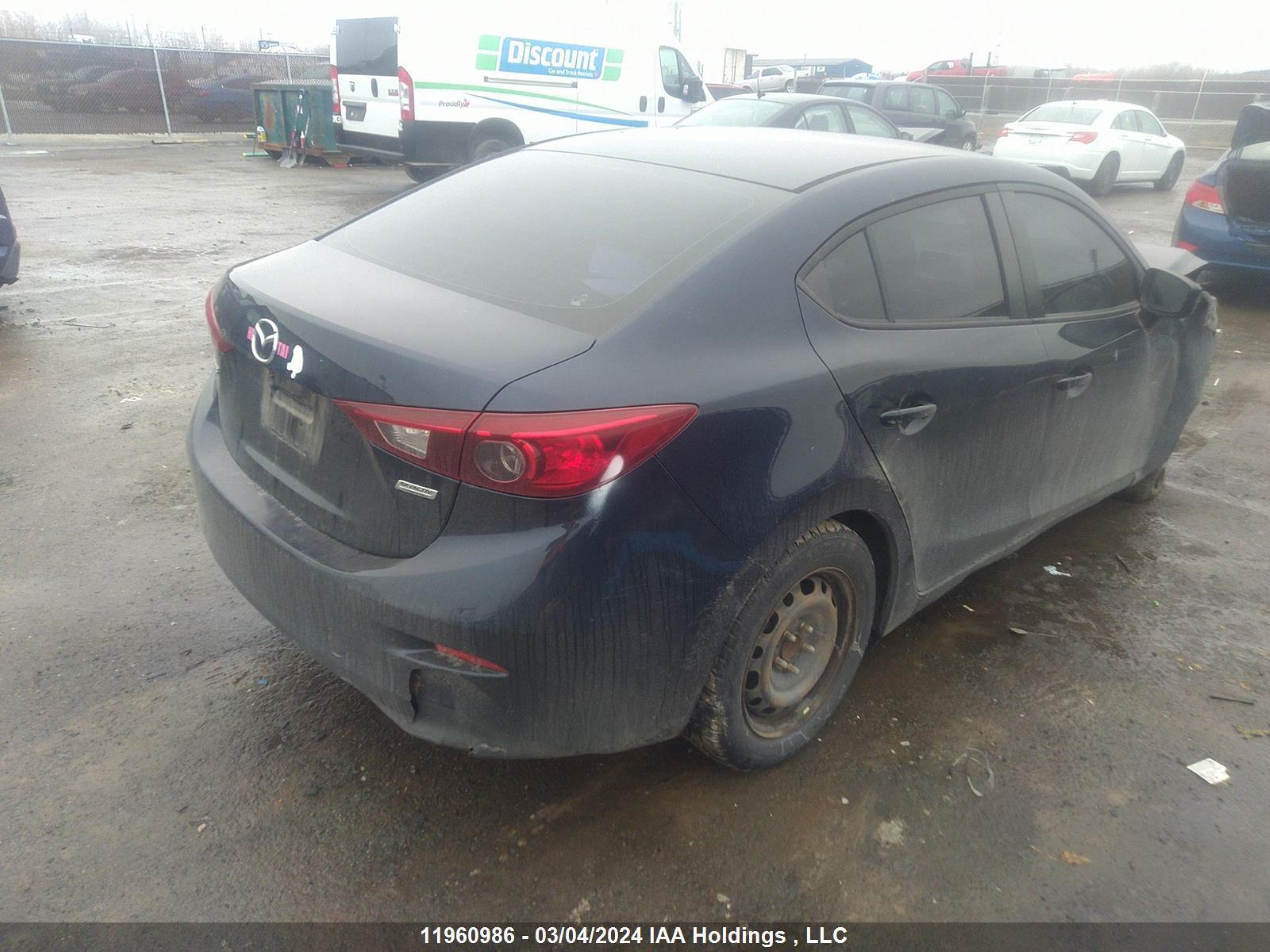 Photo 3 VIN: 3MZBM1U7XEM101204 - MAZDA 3 