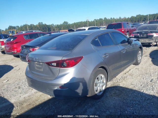 Photo 3 VIN: 3MZBM1U7XFM164210 - MAZDA MAZDA3 