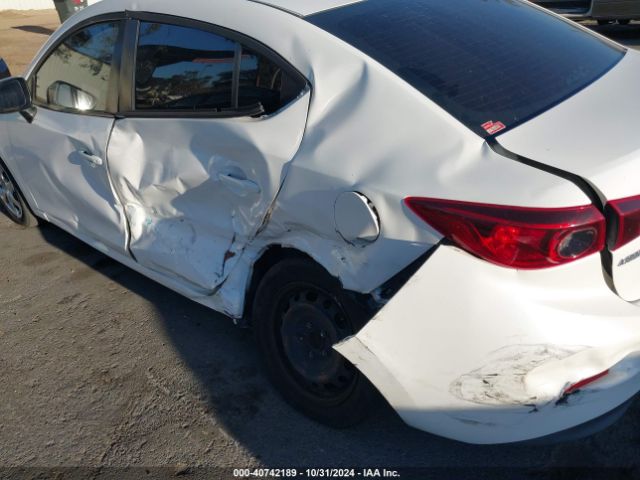 Photo 5 VIN: 3MZBM1U7XFM175868 - MAZDA MAZDA3 