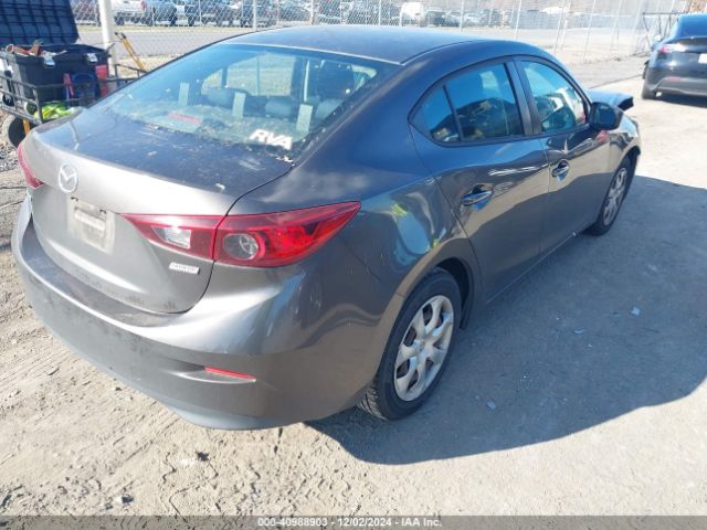 Photo 3 VIN: 3MZBM1U7XFM180679 - MAZDA MAZDA3 