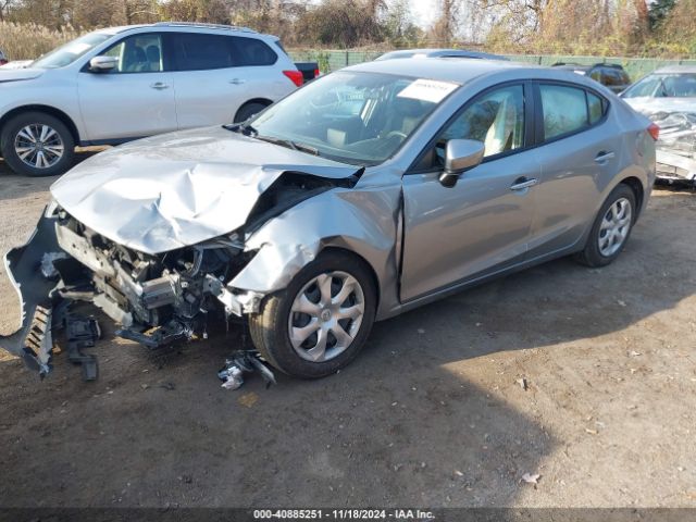 Photo 1 VIN: 3MZBM1U7XFM186482 - MAZDA MAZDA3 