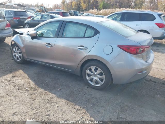 Photo 2 VIN: 3MZBM1U7XFM186482 - MAZDA MAZDA3 