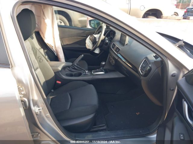 Photo 4 VIN: 3MZBM1U7XFM186482 - MAZDA MAZDA3 