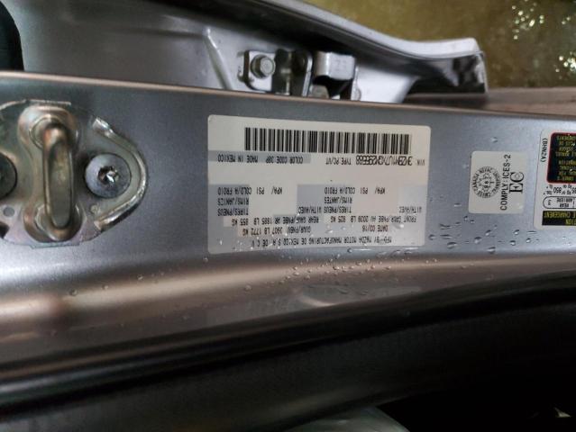 Photo 12 VIN: 3MZBM1U7XGM295588 - MAZDA 3 