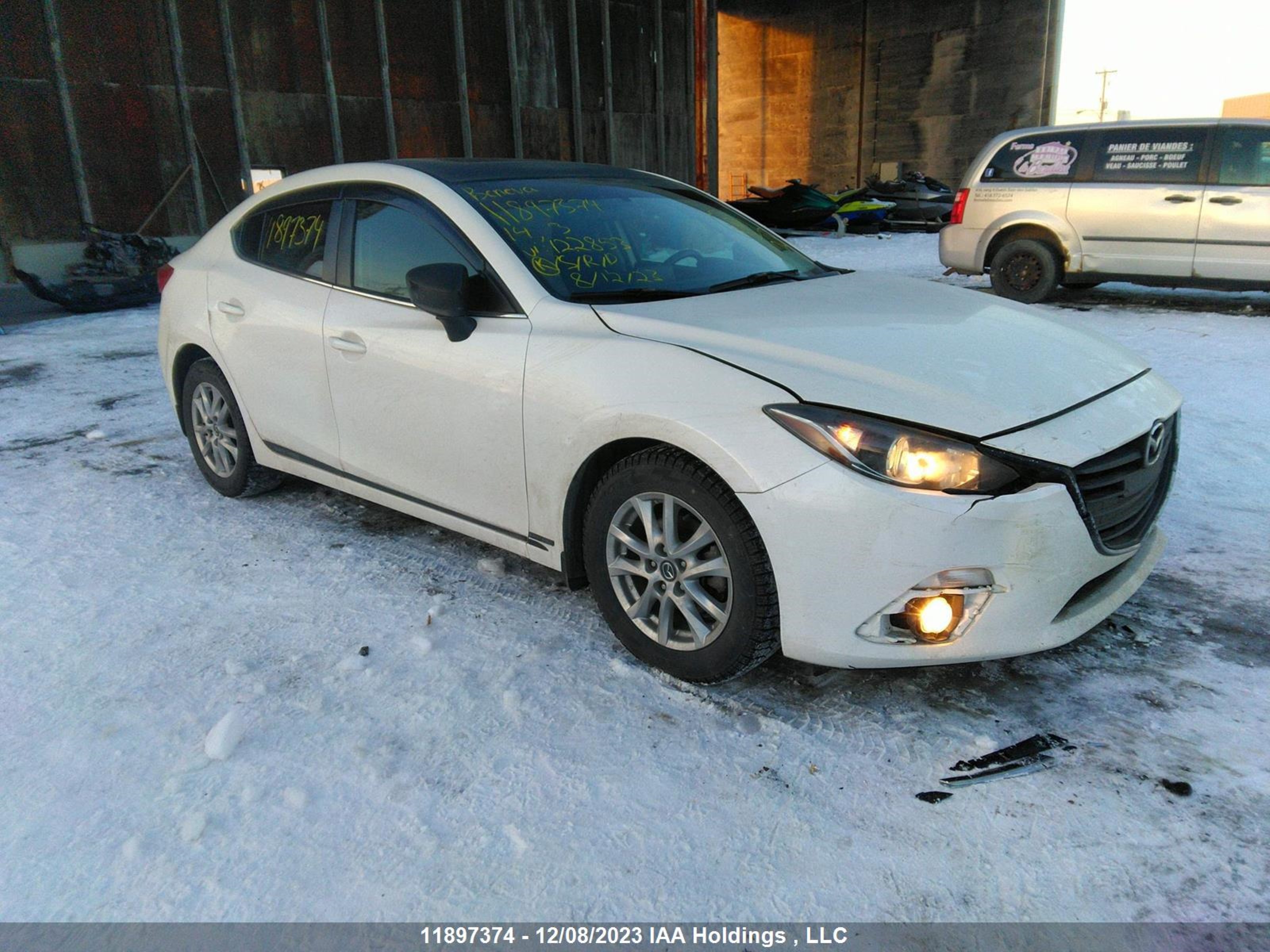 Photo 0 VIN: 3MZBM1V70EM122853 - MAZDA 3 