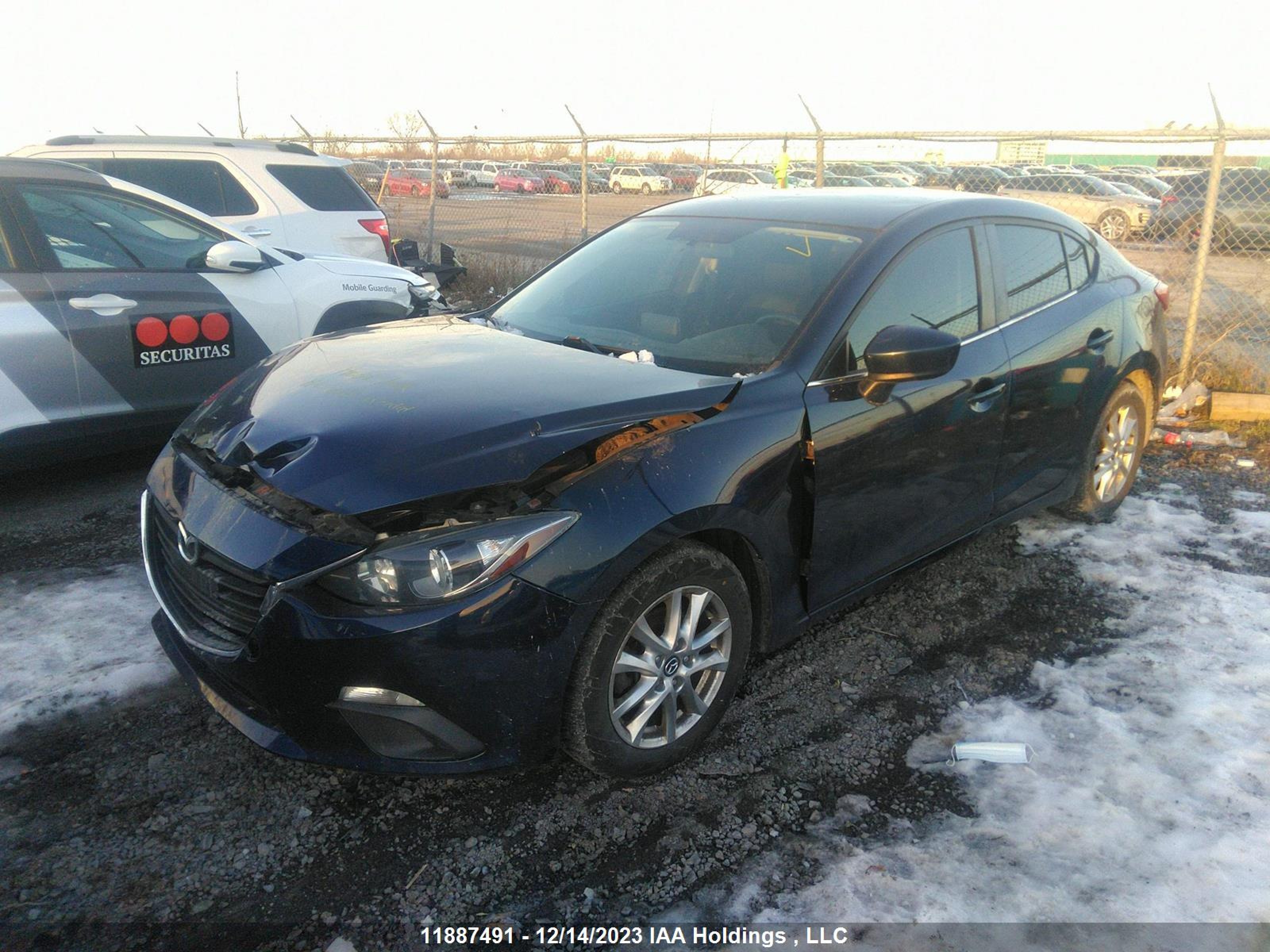 Photo 1 VIN: 3MZBM1V70FM234876 - MAZDA 3 