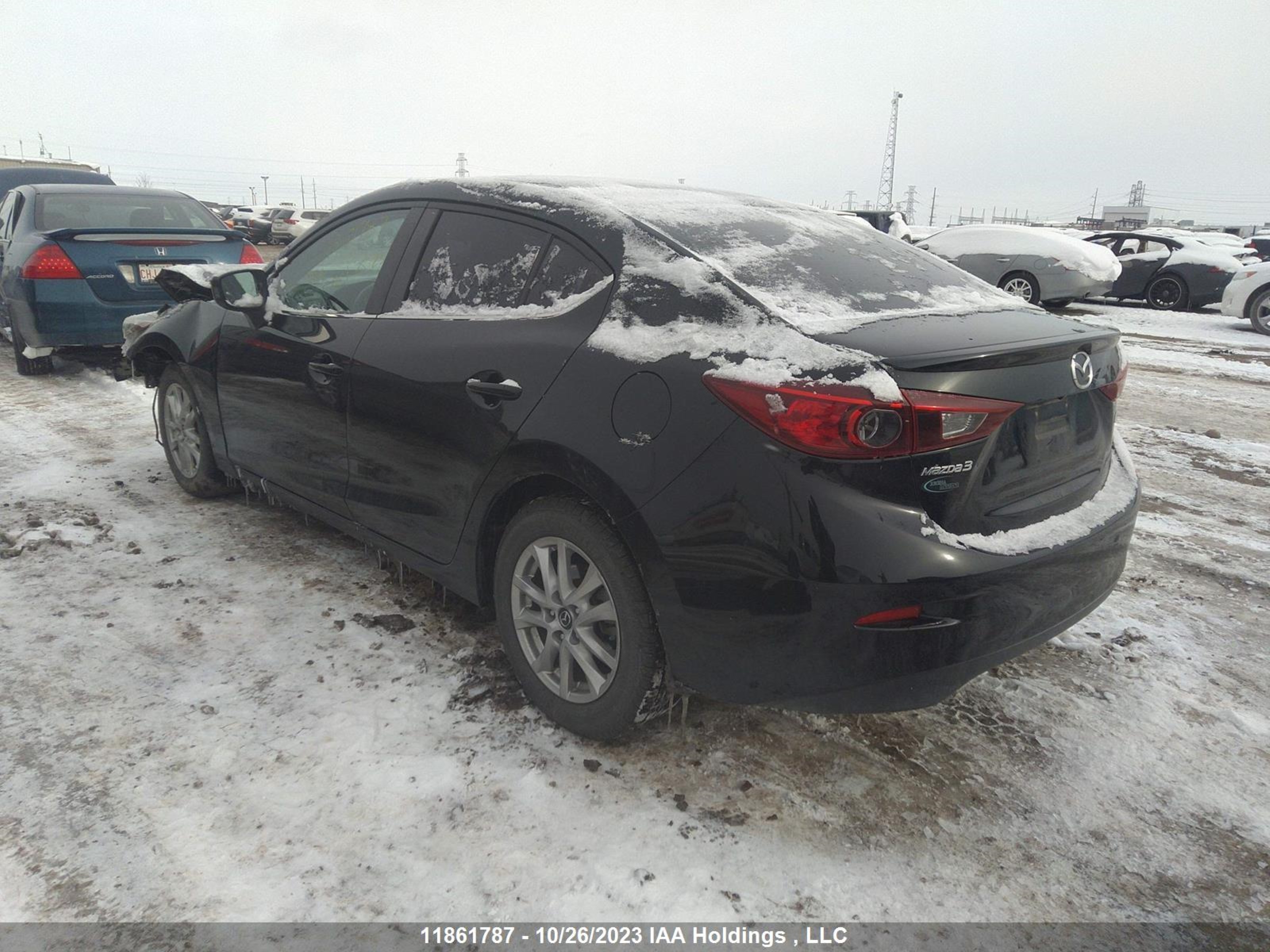 Photo 2 VIN: 3MZBM1V73FM147683 - MAZDA 3 