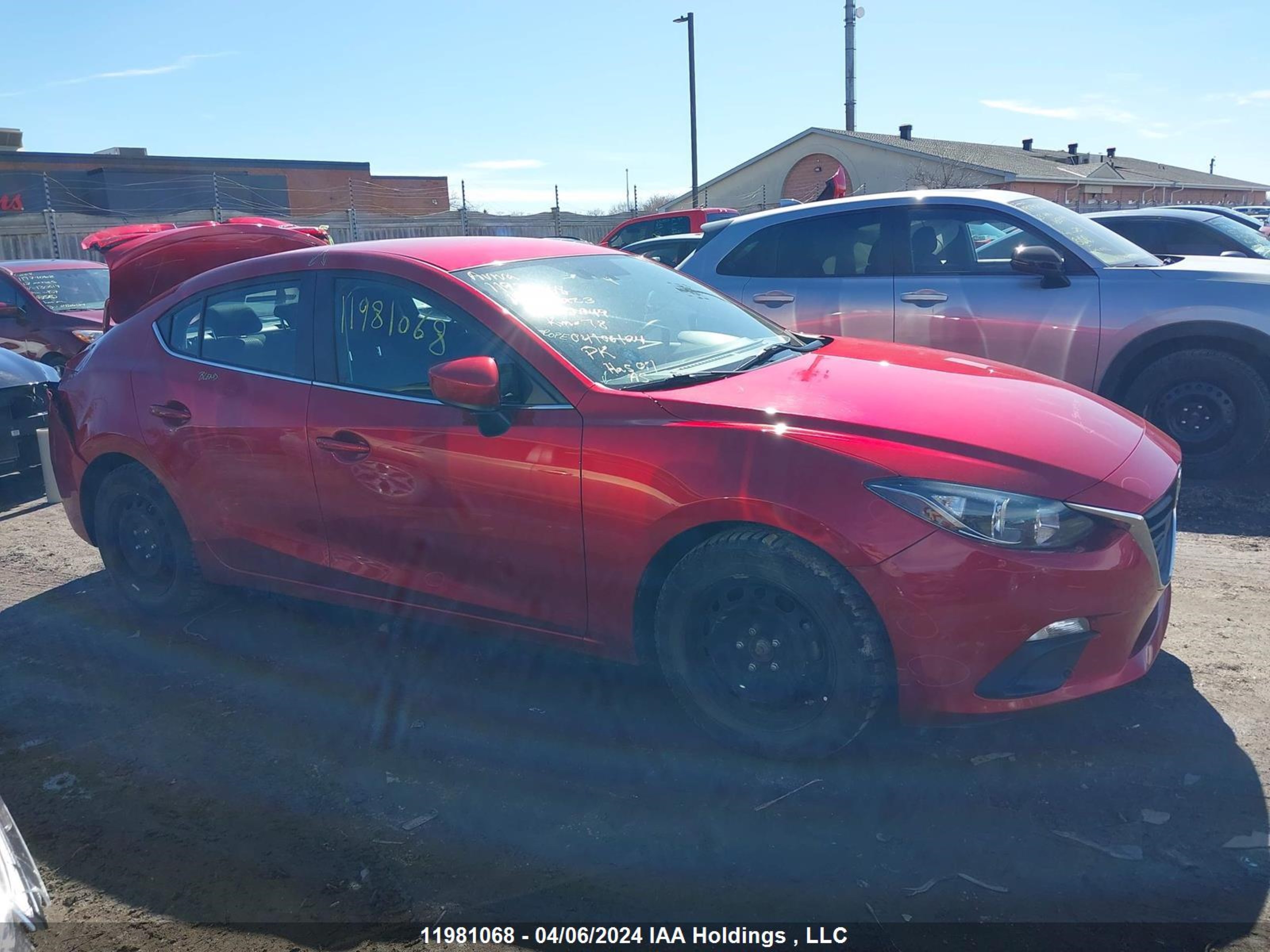 Photo 13 VIN: 3MZBM1V74EM112049 - MAZDA 3 