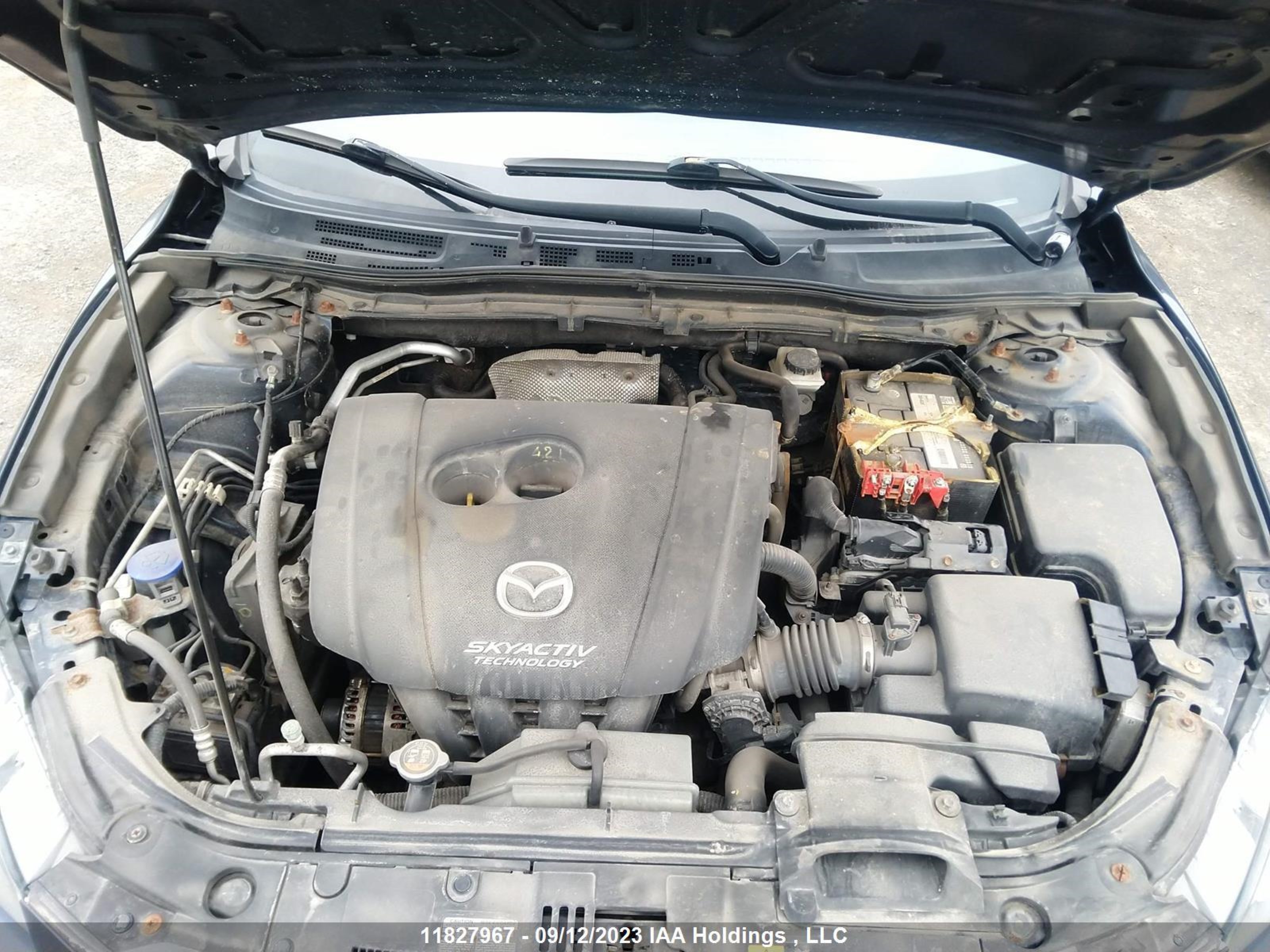 Photo 9 VIN: 3MZBM1V74EM120586 - MAZDA 3 