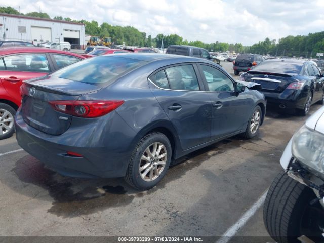 Photo 3 VIN: 3MZBM1V74FM205588 - MAZDA MAZDA3 