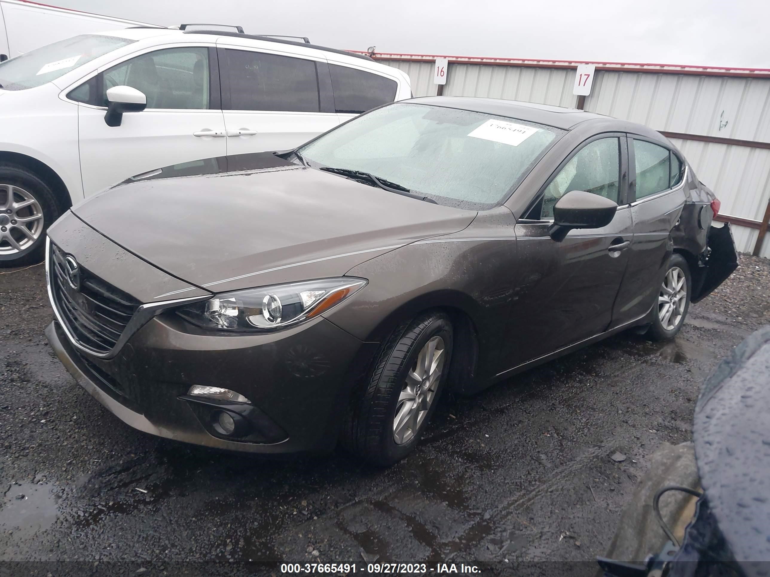 Photo 1 VIN: 3MZBM1V75FM151251 - MAZDA 3 