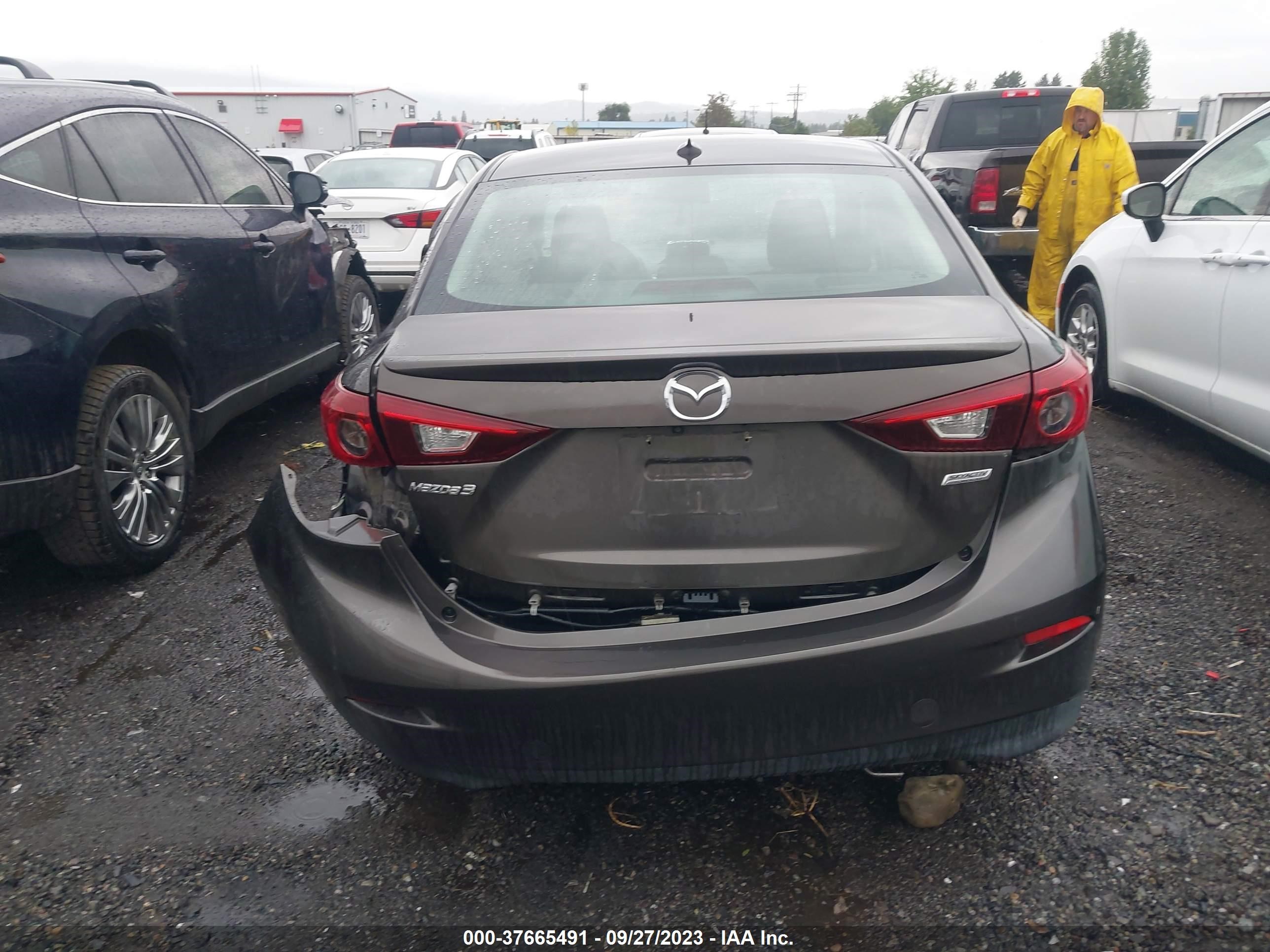 Photo 15 VIN: 3MZBM1V75FM151251 - MAZDA 3 