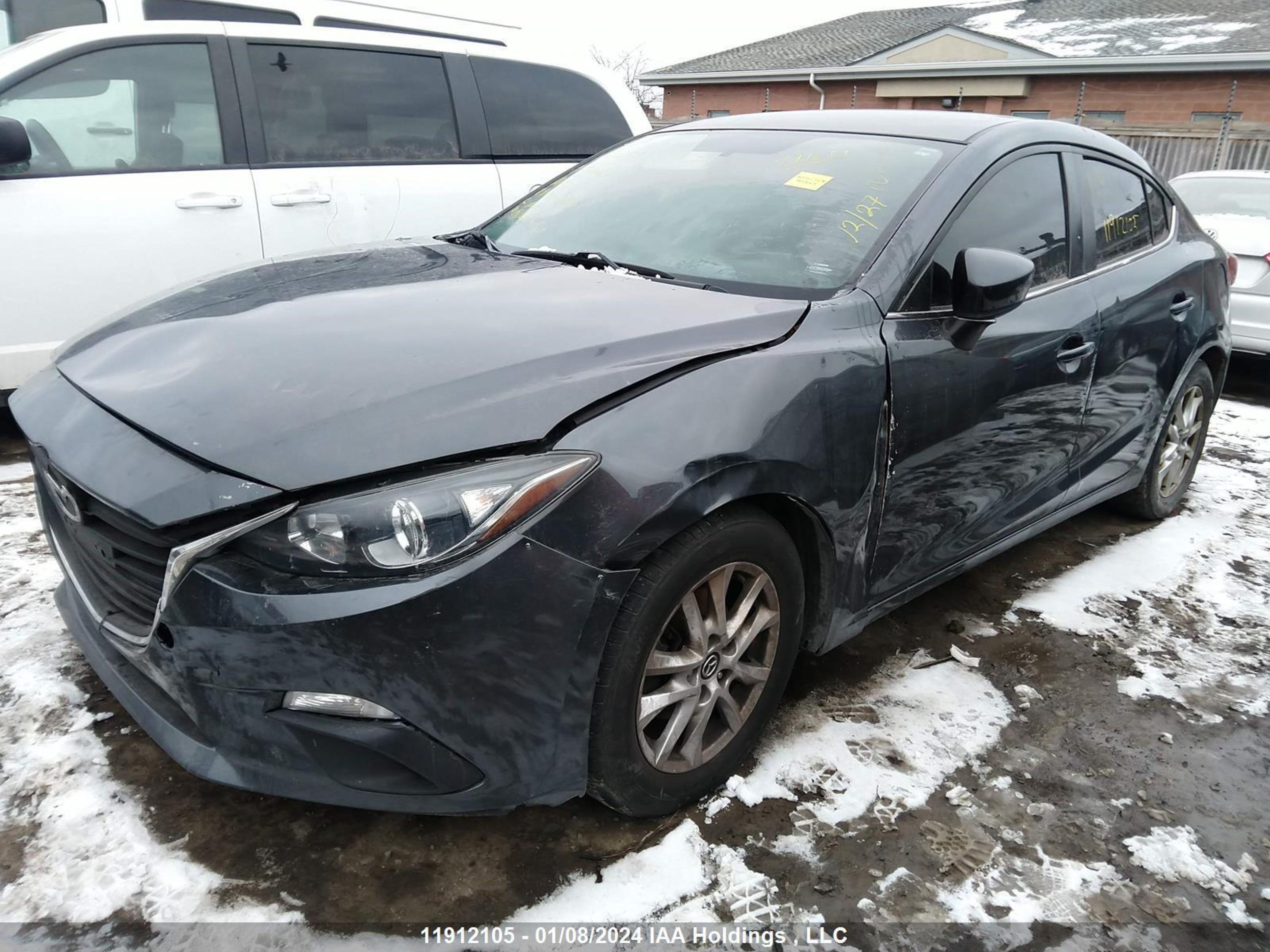 Photo 1 VIN: 3MZBM1V76EM111243 - MAZDA 3 