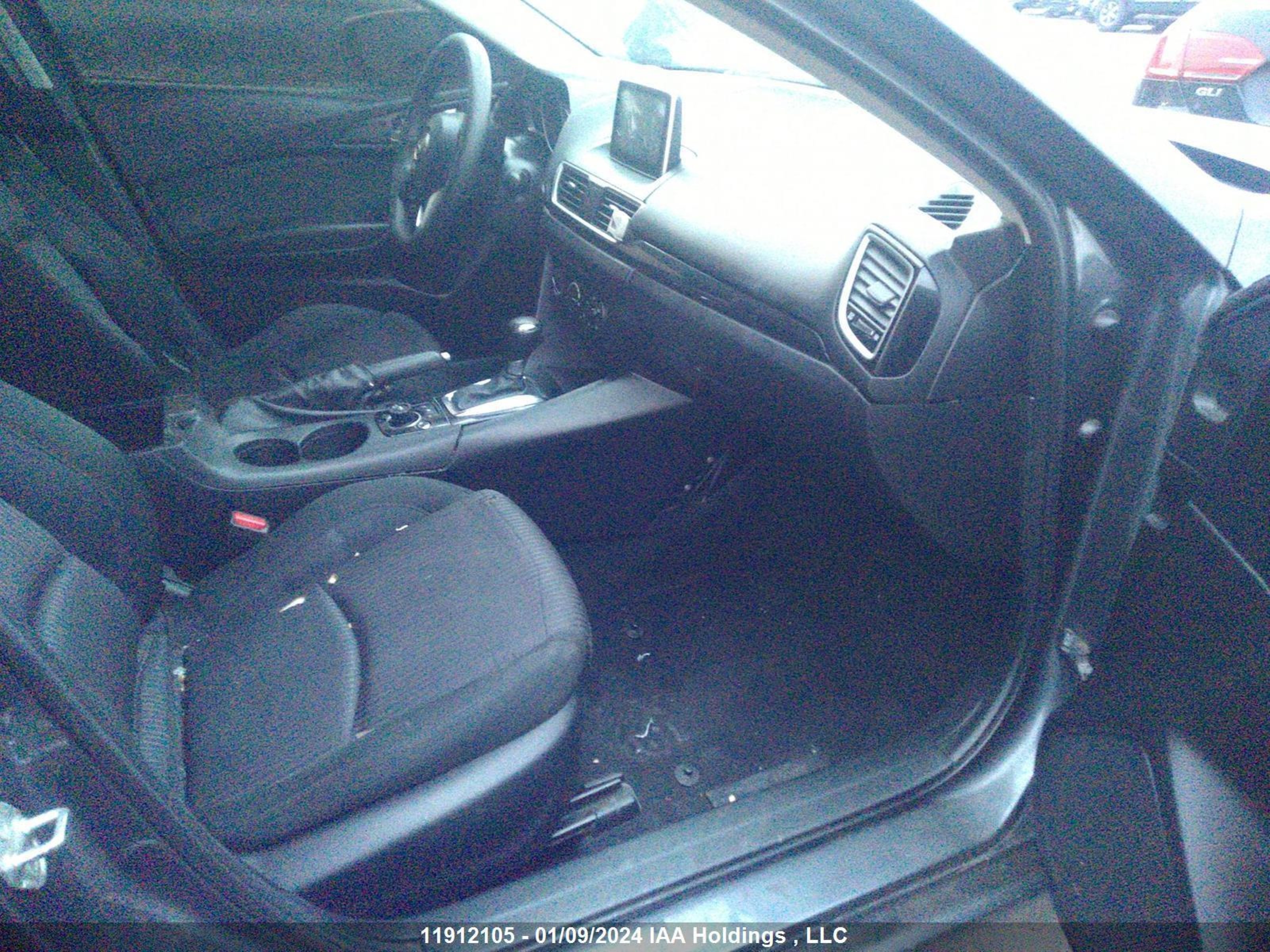 Photo 4 VIN: 3MZBM1V76EM111243 - MAZDA 3 