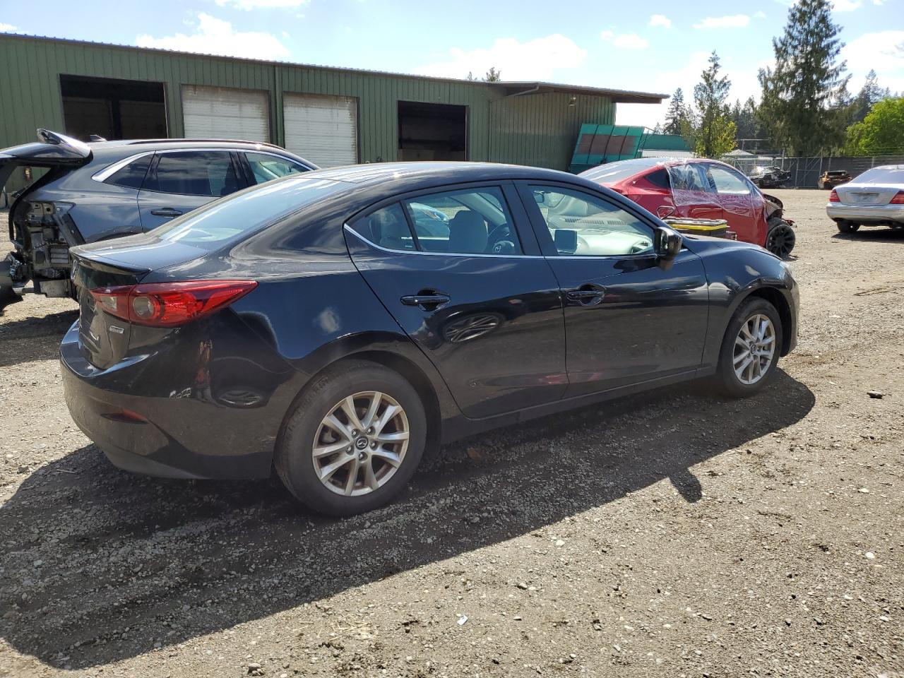 Photo 3 VIN: 3MZBM1V76FM196067 - MAZDA 3 