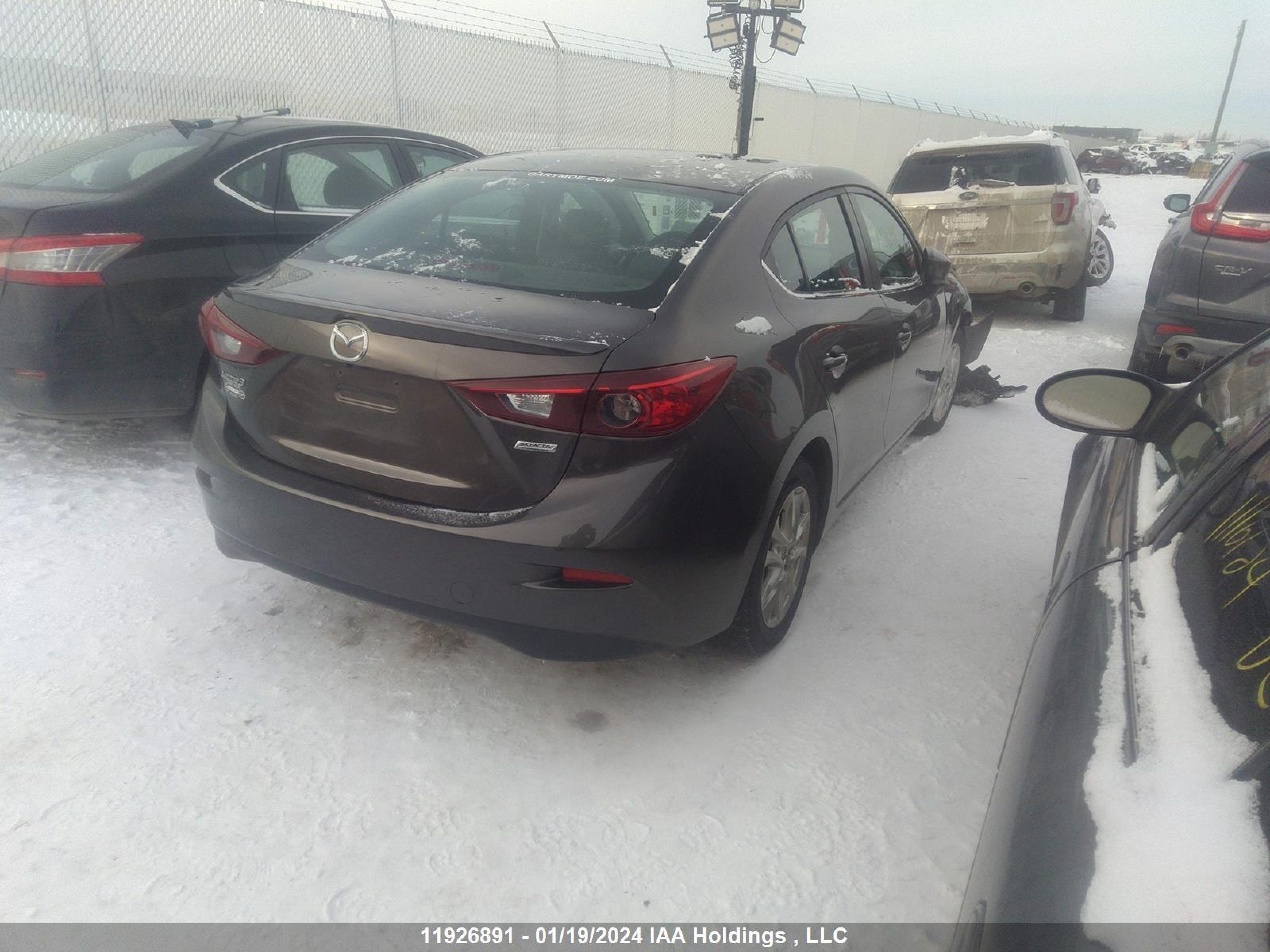 Photo 3 VIN: 3MZBM1V78EM103015 - MAZDA 3 