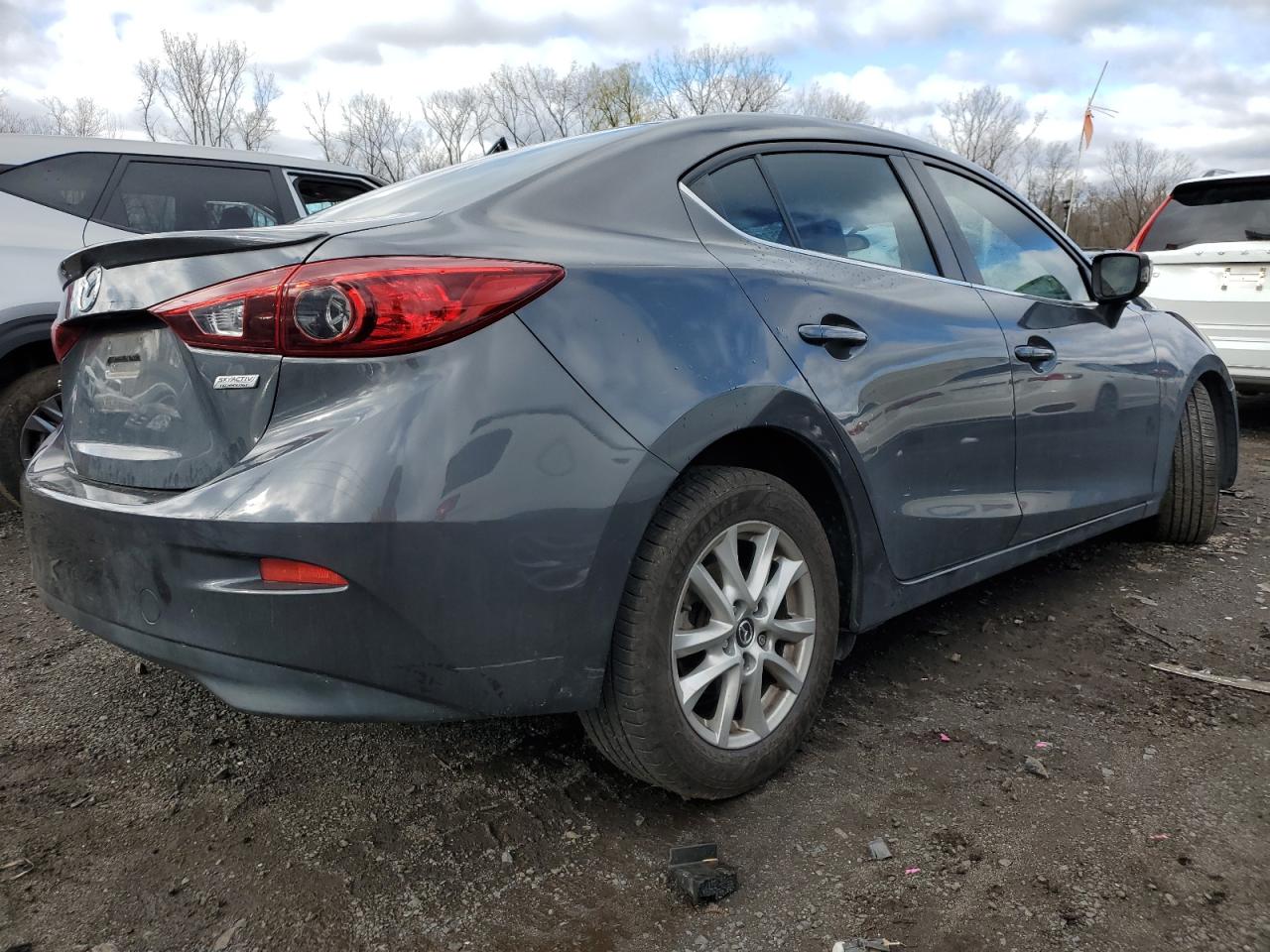 Photo 2 VIN: 3MZBM1V78EM111034 - MAZDA 3 