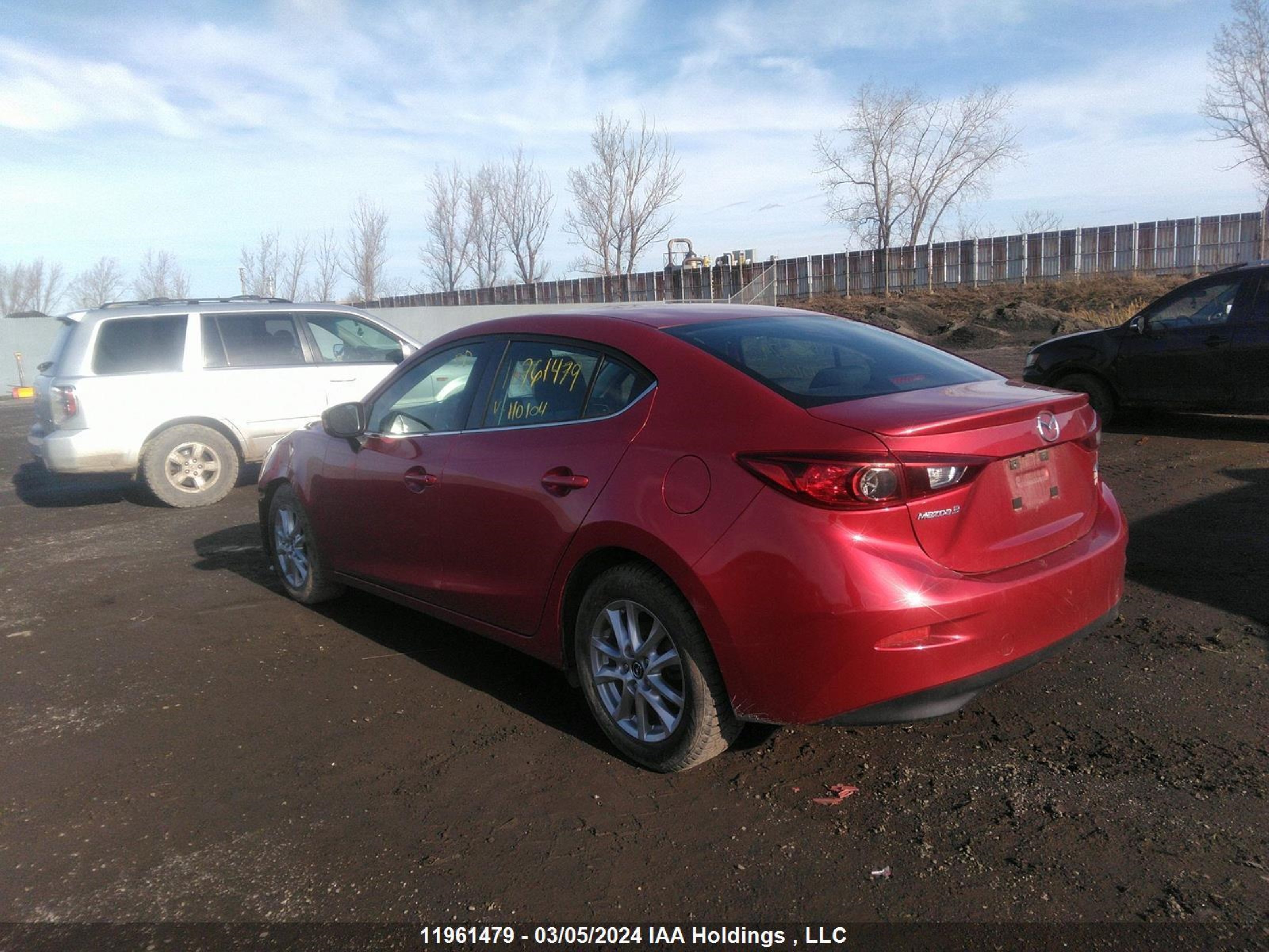 Photo 2 VIN: 3MZBM1V79EM110104 - MAZDA 3 