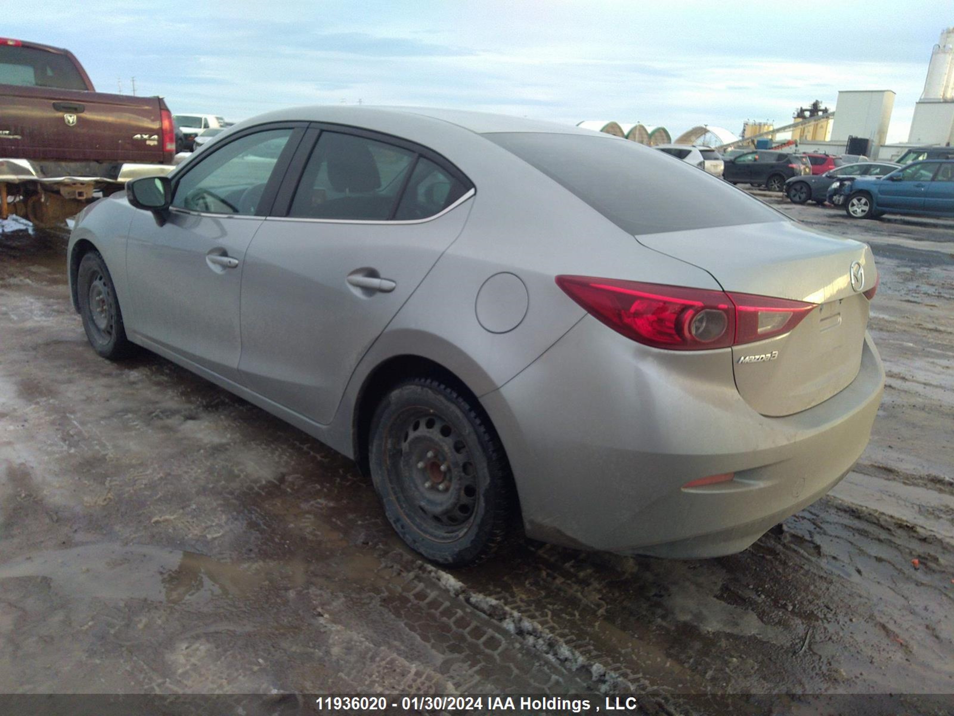 Photo 2 VIN: 3MZBM1V79GM257204 - MAZDA 3 