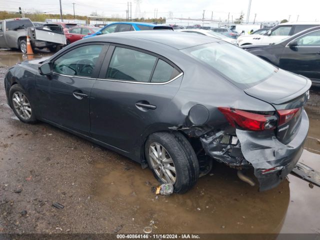 Photo 2 VIN: 3MZBM1V7XFM169308 - MAZDA MAZDA3 