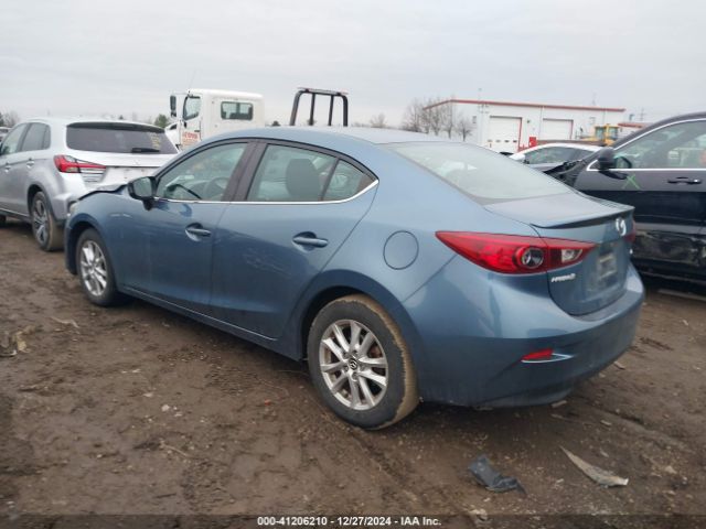 Photo 2 VIN: 3MZBM1V7XFM176596 - MAZDA MAZDA3 