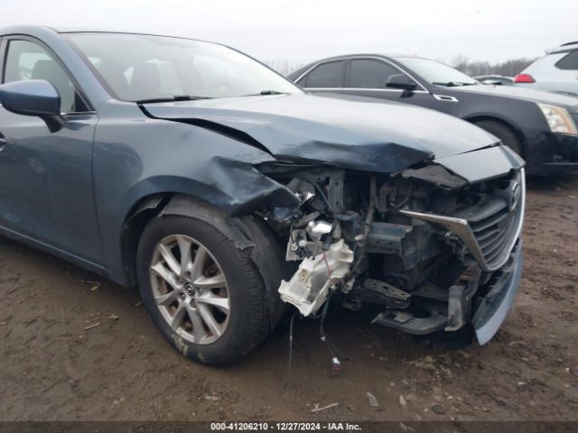 Photo 5 VIN: 3MZBM1V7XFM176596 - MAZDA MAZDA3 