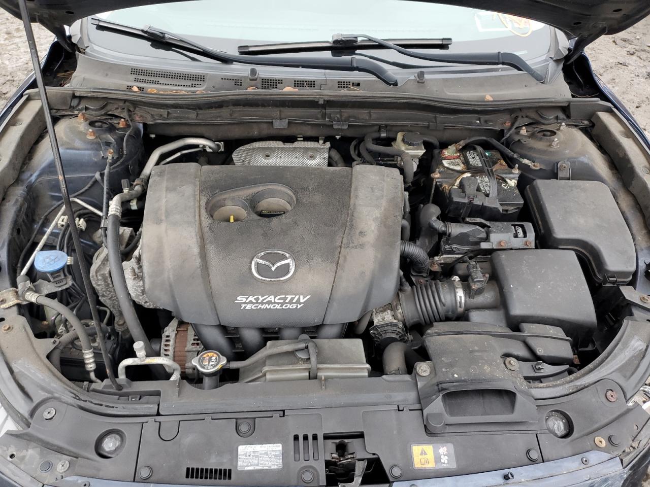 Photo 10 VIN: 3MZBM1V7XFM236358 - MAZDA 3 