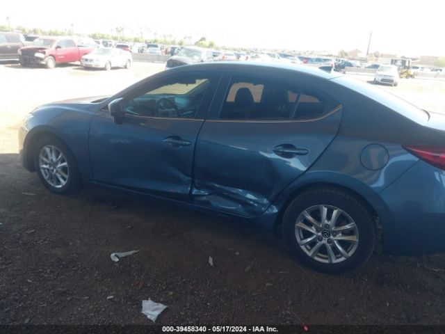 Photo 2 VIN: 3MZBM1W70FM158977 - MAZDA MAZDA3 