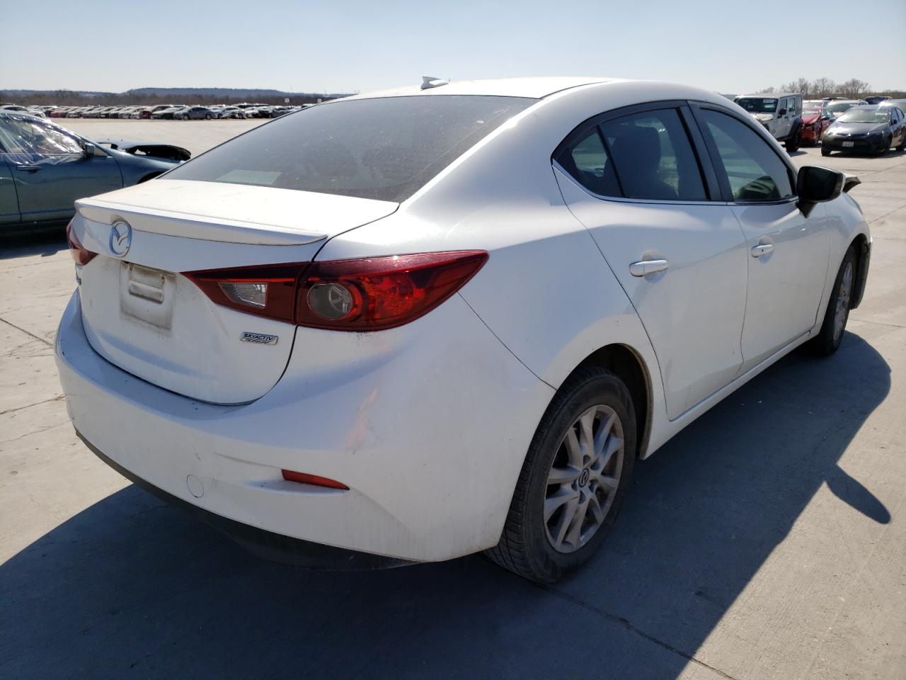 Photo 3 VIN: 3MZBM1W70FM234553 - MAZDA 3 