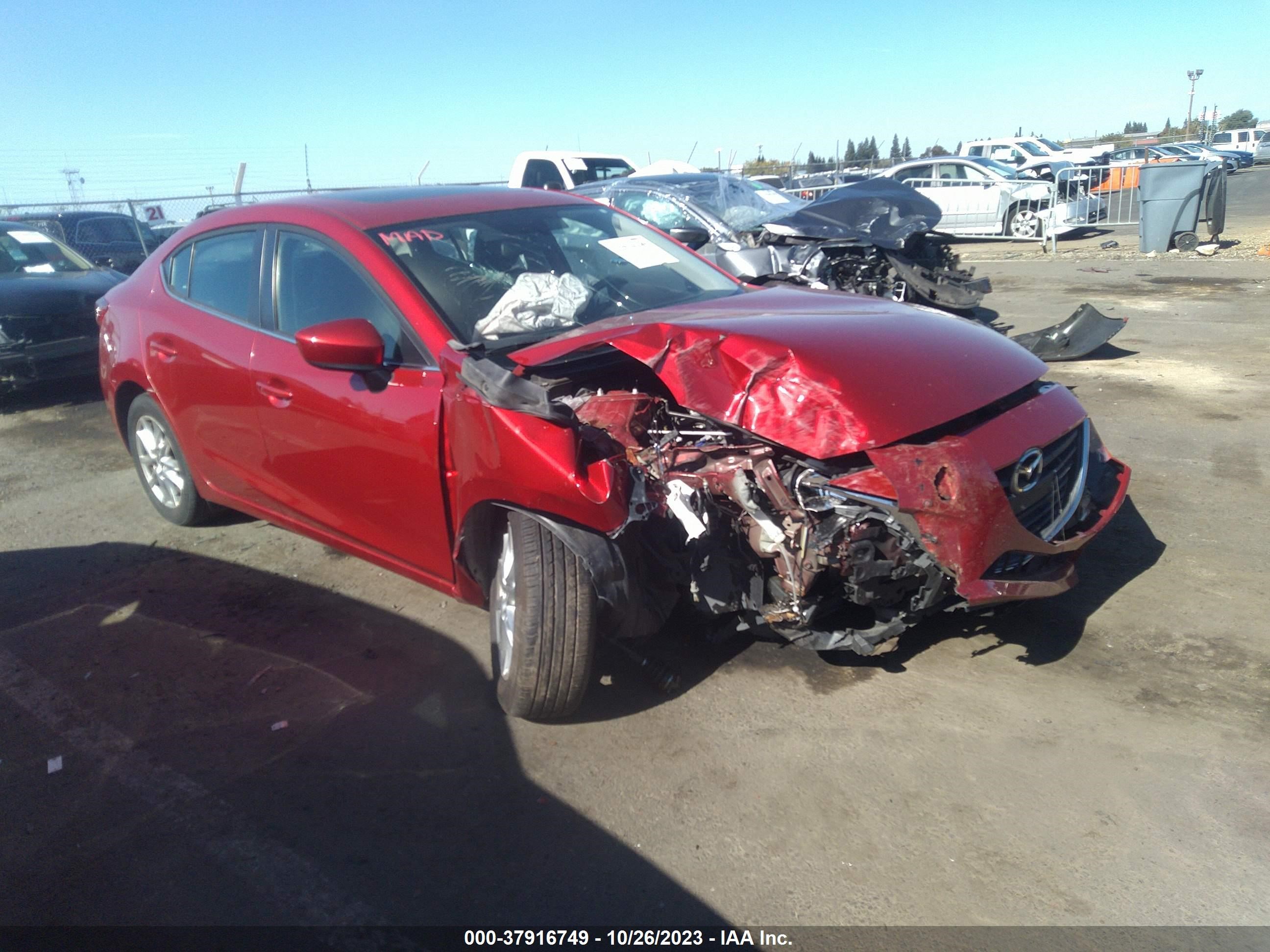 Photo 0 VIN: 3MZBM1W73FM177555 - MAZDA 3 