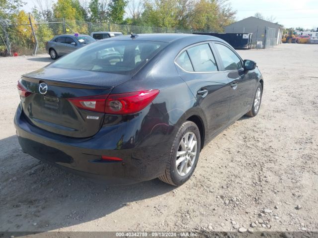 Photo 3 VIN: 3MZBM1W7XFM178511 - MAZDA MAZDA3 