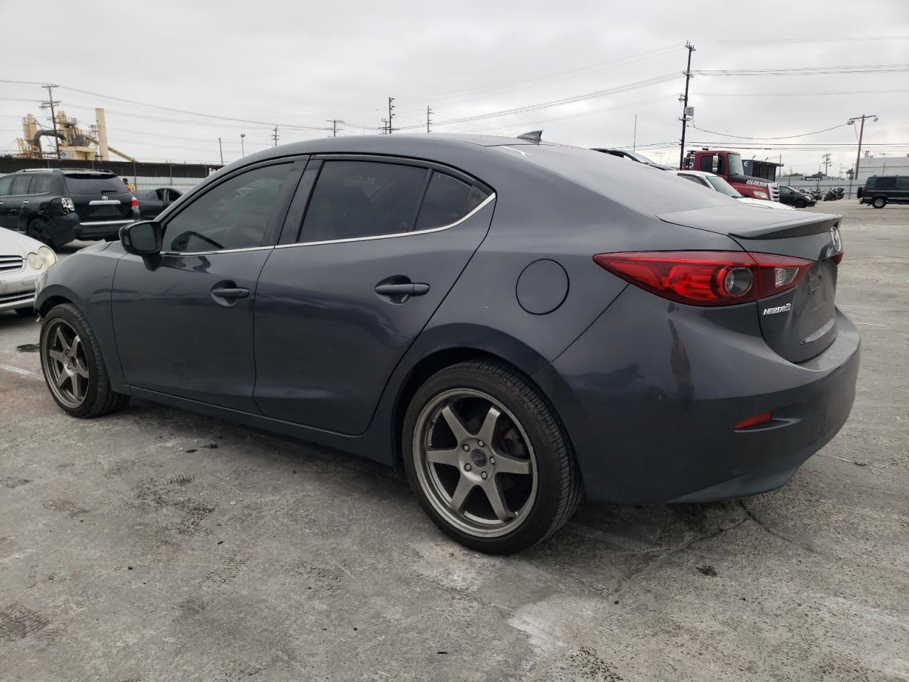 Photo 1 VIN: 3MZBM1W7XFM218179 - MAZDA 3 