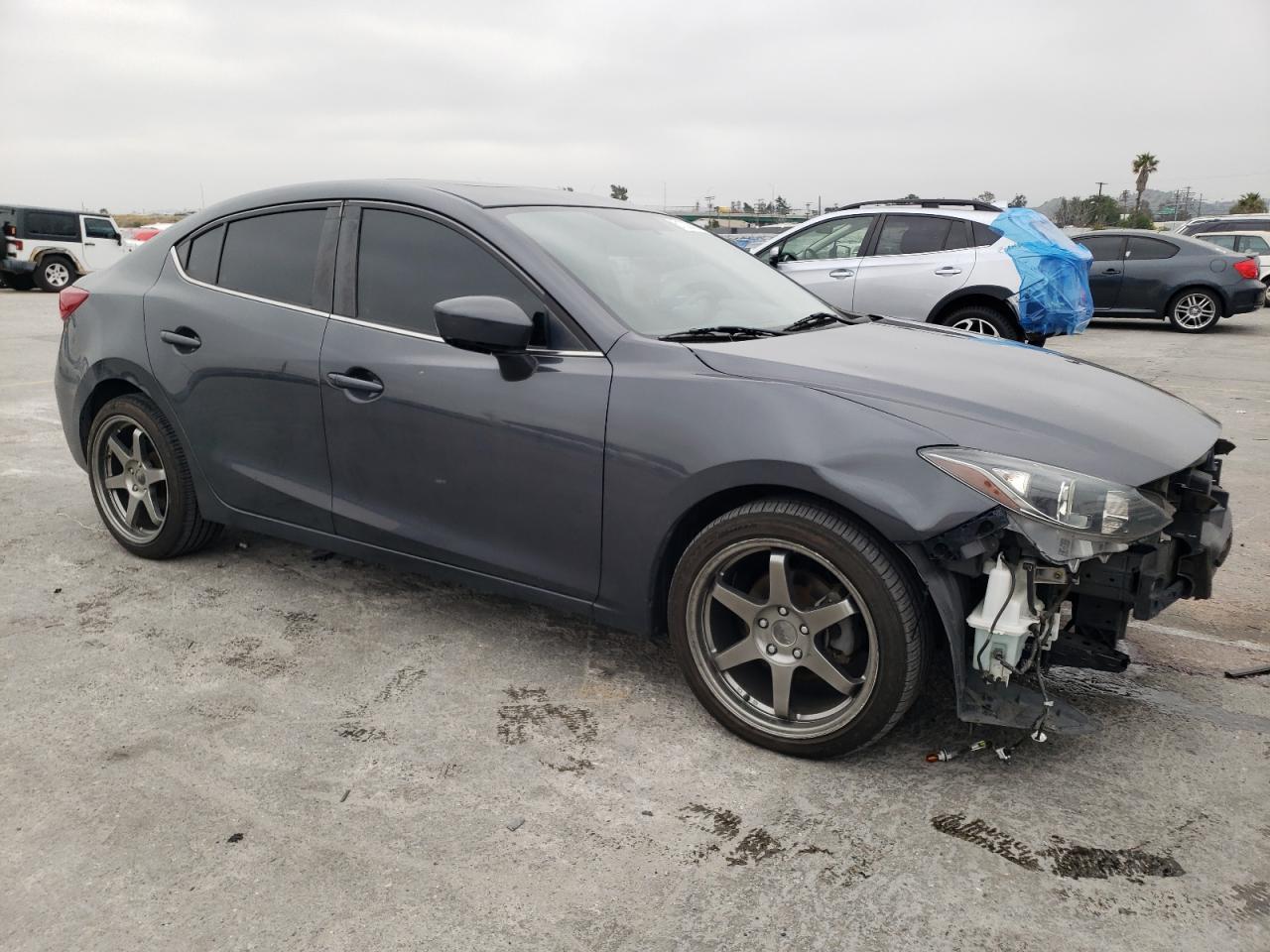 Photo 3 VIN: 3MZBM1W7XFM218179 - MAZDA 3 