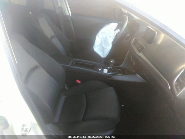 Photo 4 VIN: 3MZBN1K71JM221564 - MAZDA 3 5-DOOR 