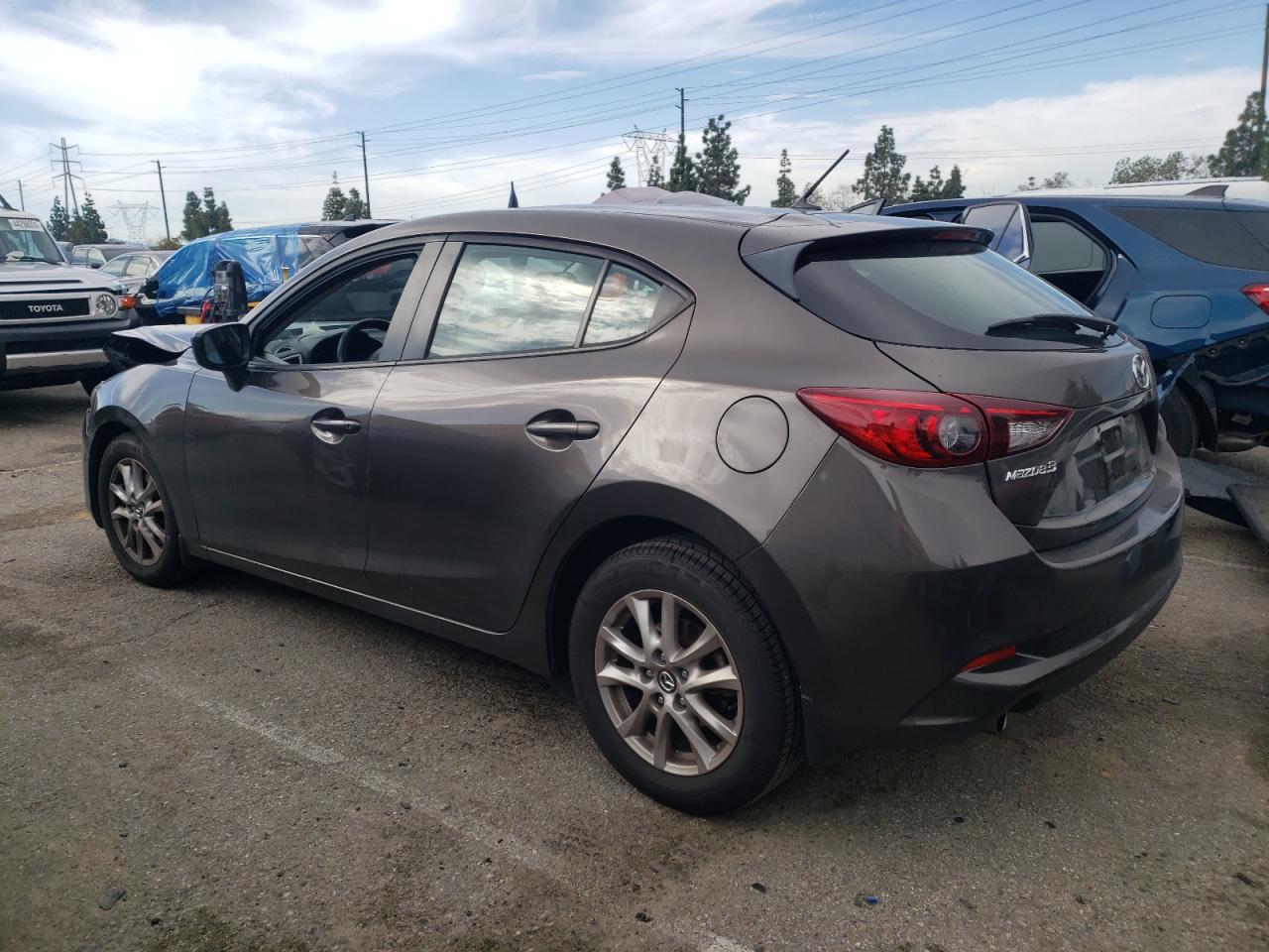 Photo 1 VIN: 3MZBN1K72HM113268 - MAZDA 3 