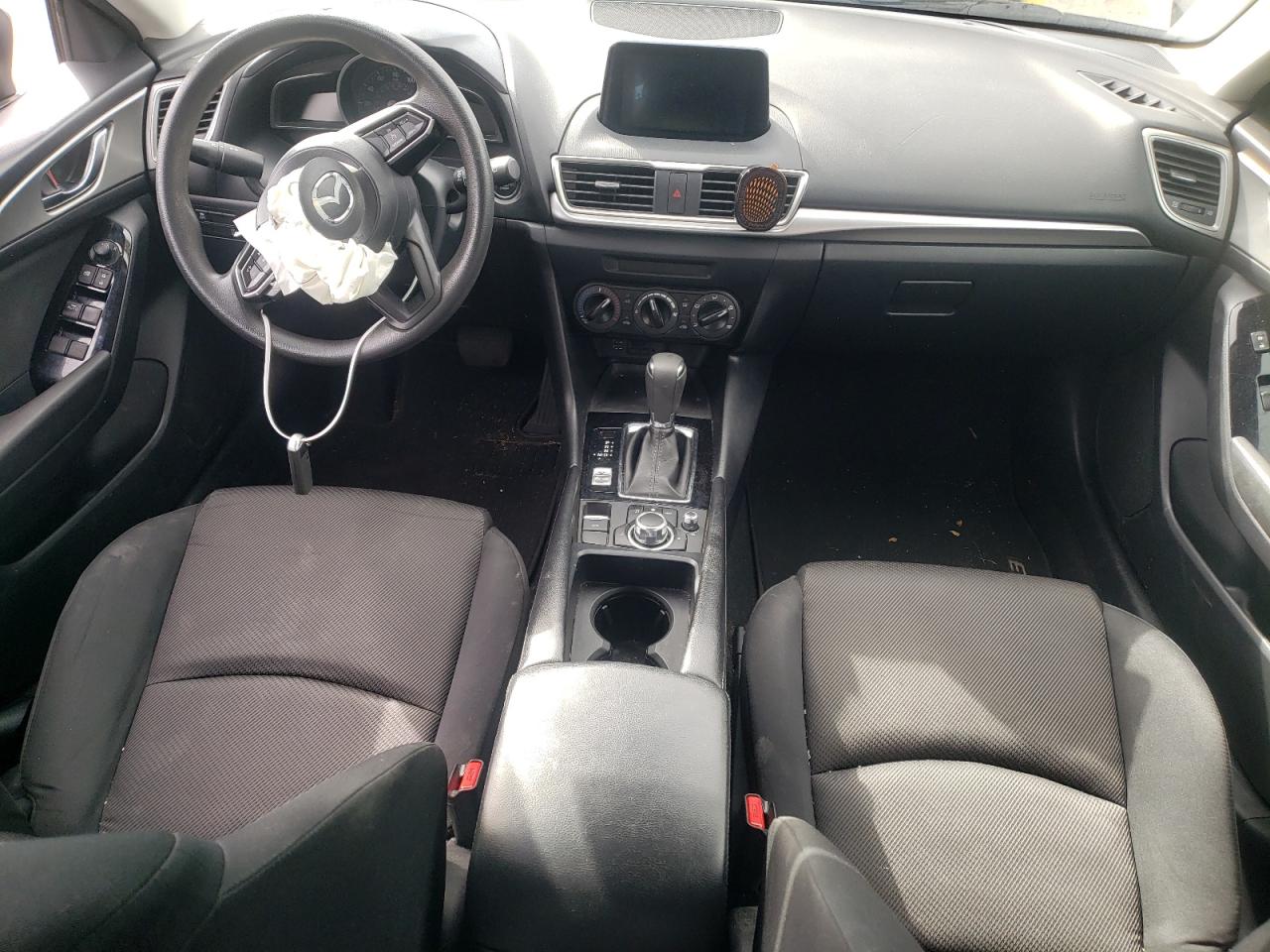 Photo 7 VIN: 3MZBN1K72HM113268 - MAZDA 3 