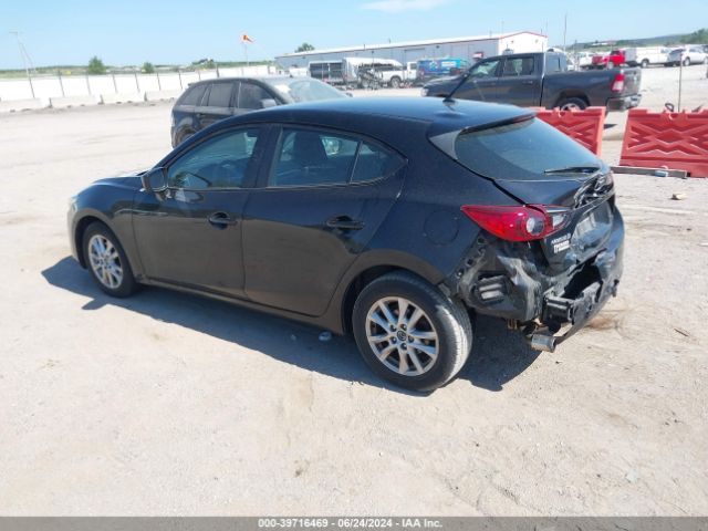 Photo 2 VIN: 3MZBN1K72HM137053 - MAZDA MAZDA3 