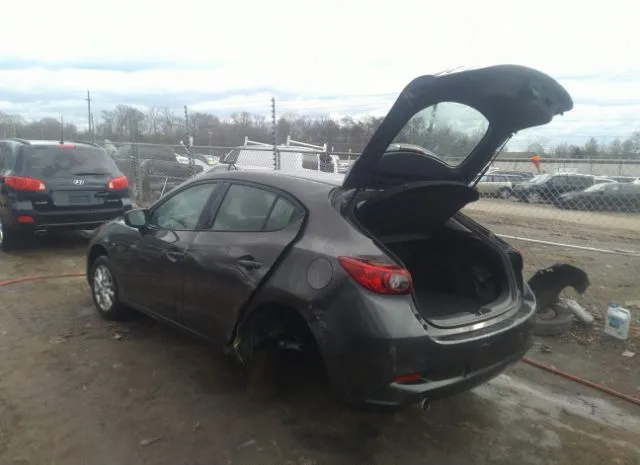 Photo 2 VIN: 3MZBN1K74HM129889 - MAZDA MAZDA3 5-DOOR 