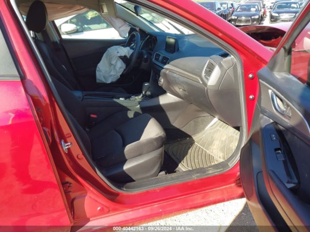 Photo 4 VIN: 3MZBN1K74HM137152 - MAZDA MAZDA3 