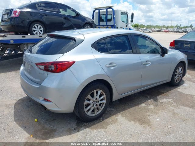 Photo 3 VIN: 3MZBN1K77HM133385 - MAZDA MAZDA3 