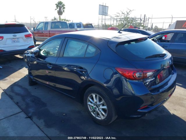 Photo 2 VIN: 3MZBN1K77JM205059 - MAZDA MAZDA3 5-DOOR 