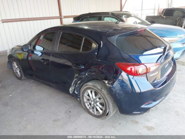 Photo 2 VIN: 3MZBN1K78JM267683 - MAZDA MAZDA3 