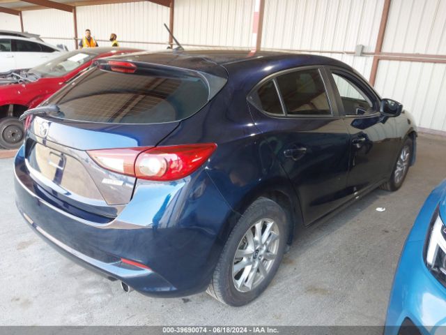 Photo 3 VIN: 3MZBN1K78JM267683 - MAZDA MAZDA3 