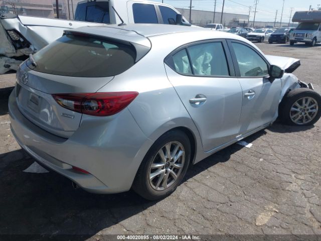 Photo 3 VIN: 3MZBN1K7XHM102258 - MAZDA MAZDA3 