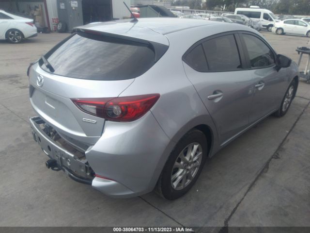 Photo 3 VIN: 3MZBN1K7XHM140296 - MAZDA MAZDA3 