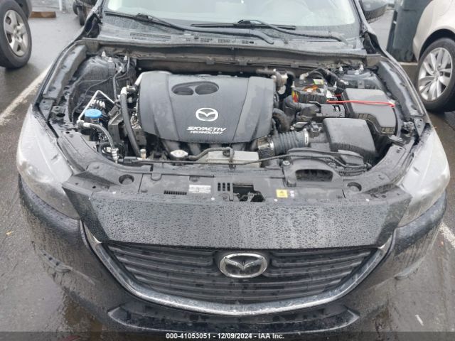 Photo 9 VIN: 3MZBN1K7XJM217805 - MAZDA MAZDA3 