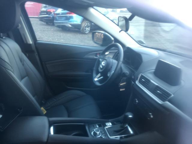 Photo 4 VIN: 3MZBN1L30JM188648 - MAZDA 3 